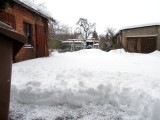 Winter - Schnee im Hof