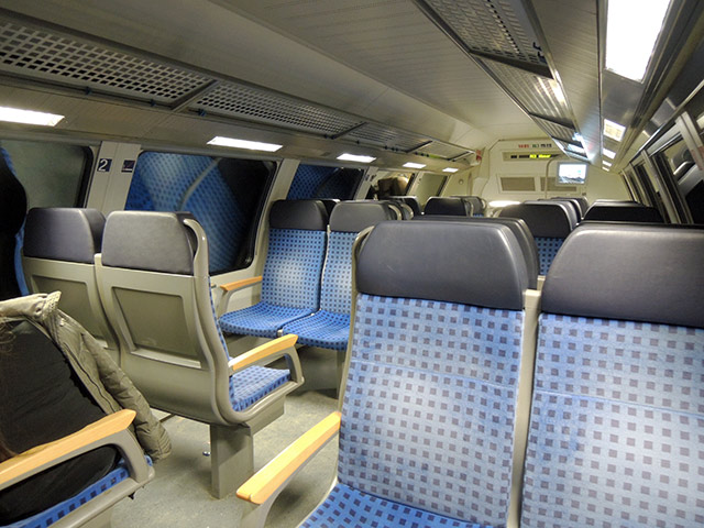 Im Regional-Express RE2 nach Wismar