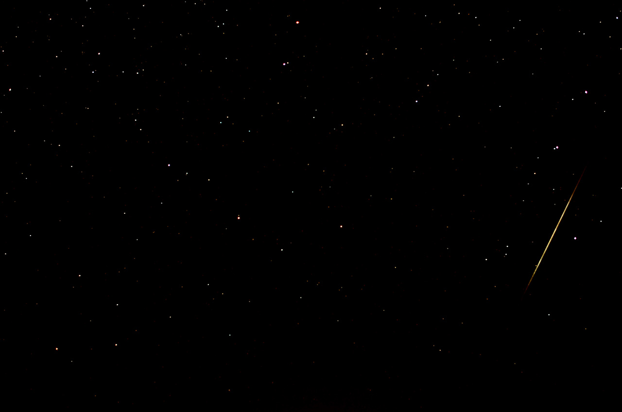 Sternschnuppe der Geminiden 2014