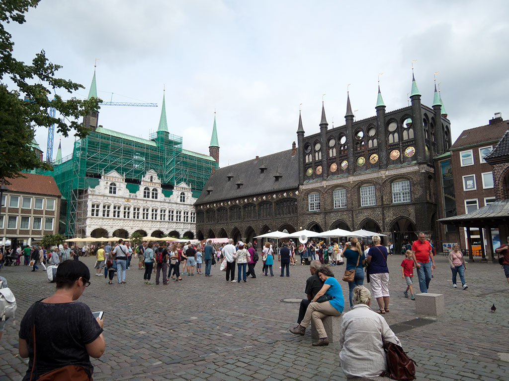 Lübeck – Markt mit Rathaus