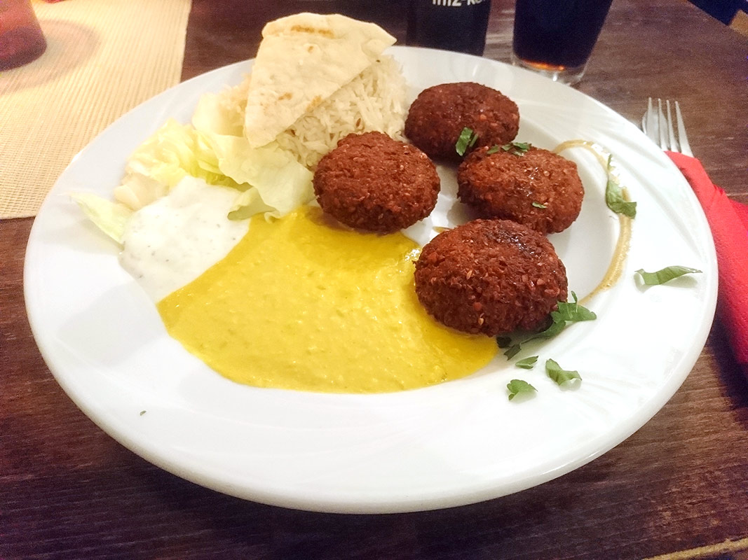 Café Lom in Schwerin – Falafel